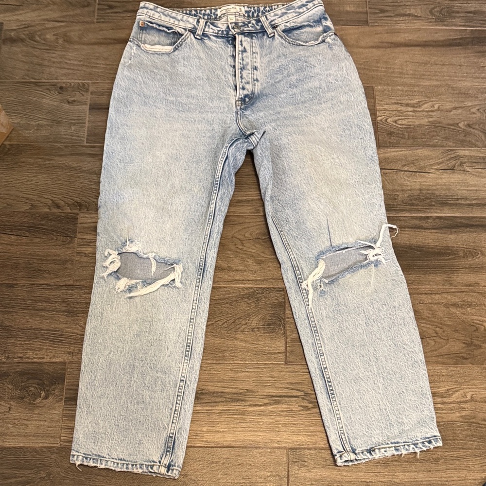 Distressed Light Blue Women’s Jeans